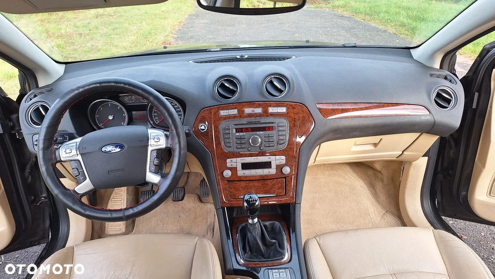 Ford Mondeo 2.0 TDCi Ghia X - 9