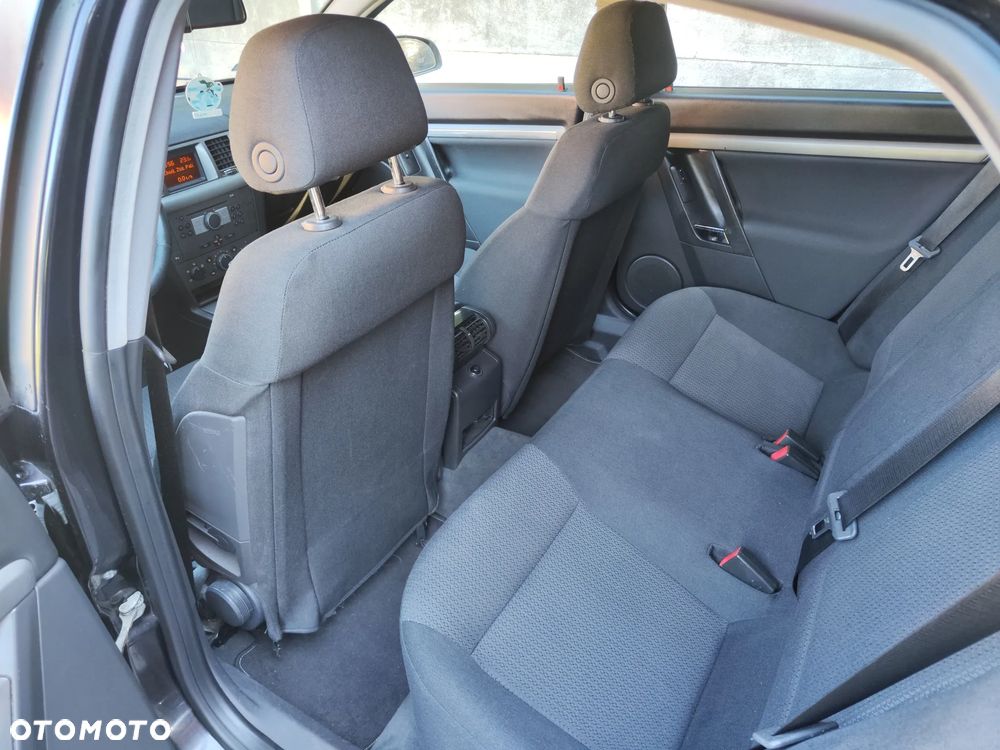 Opel Vectra 1.9 CDTI Cosmo - 13