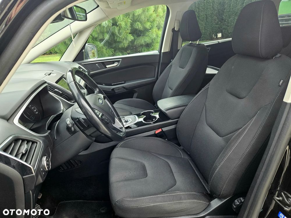 Ford S-Max - 21