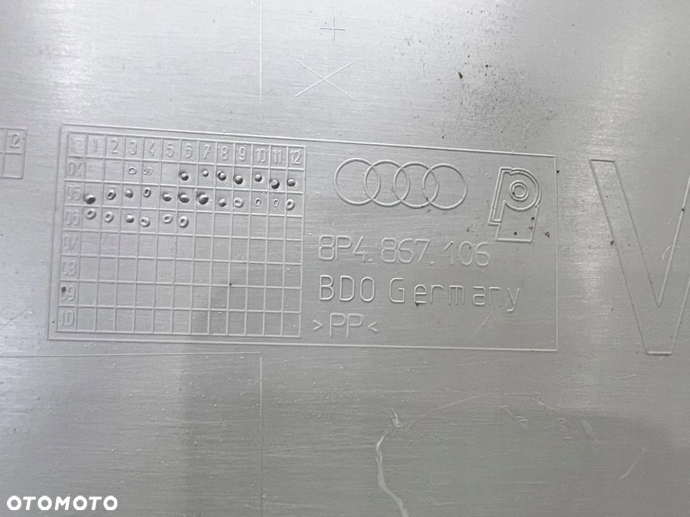BOCZEK DRZWI PRAWY PRZÓD AUDI A3 8P 8P4867106 - 4