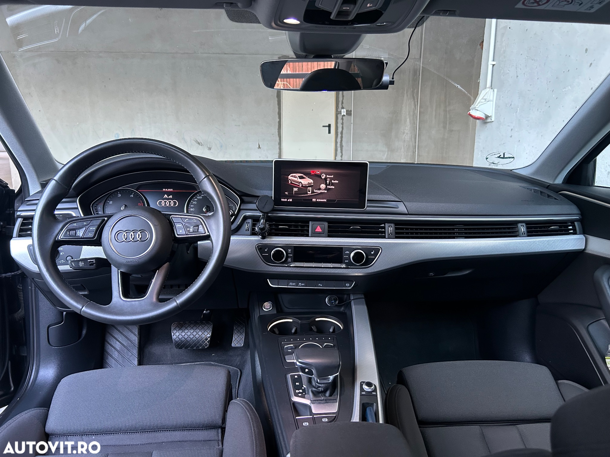Audi A4 Avant 2.0 TDI ultra S tronic Sport - 8