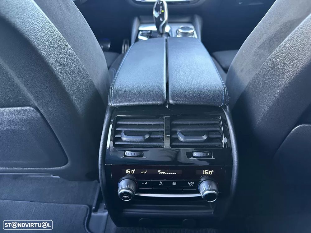 BMW M550d xDrive Auto - 45