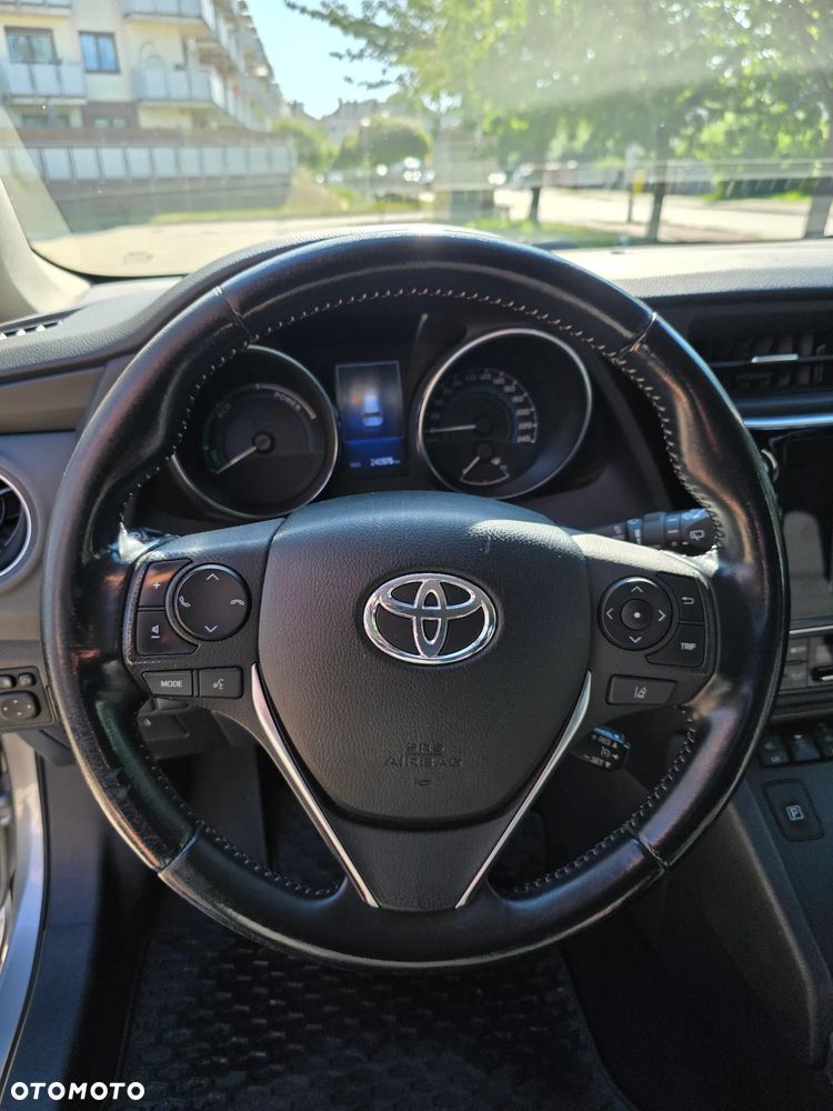 Toyota Auris - 17