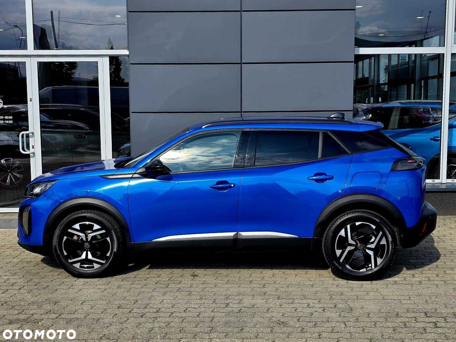 Peugeot 2008 1.2 PureTech Allure S&S - 9