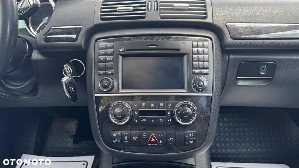Mercedes-Benz Klasa R 350 CDI 4-Matic - 32