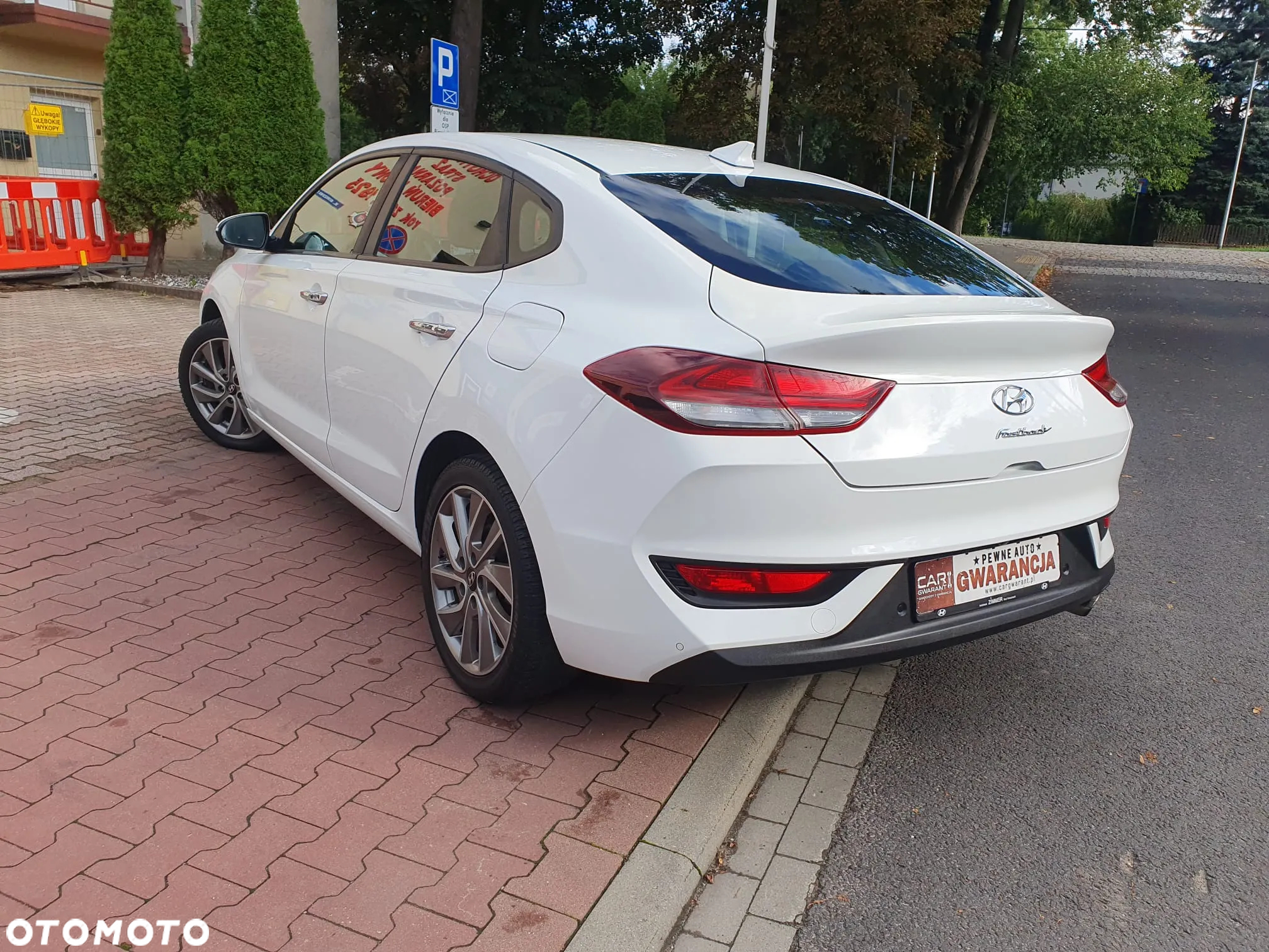Hyundai i30 1.4 T-GDI Fastback Style - 18