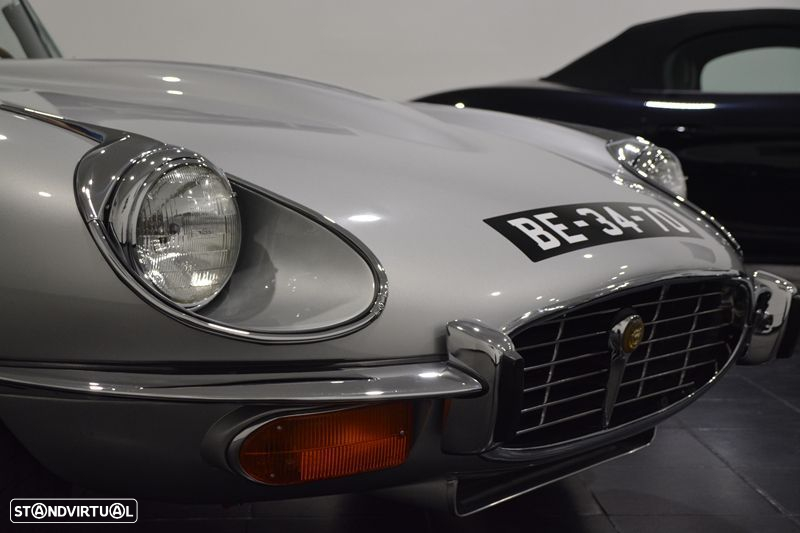 Jaguar E-Type - 38