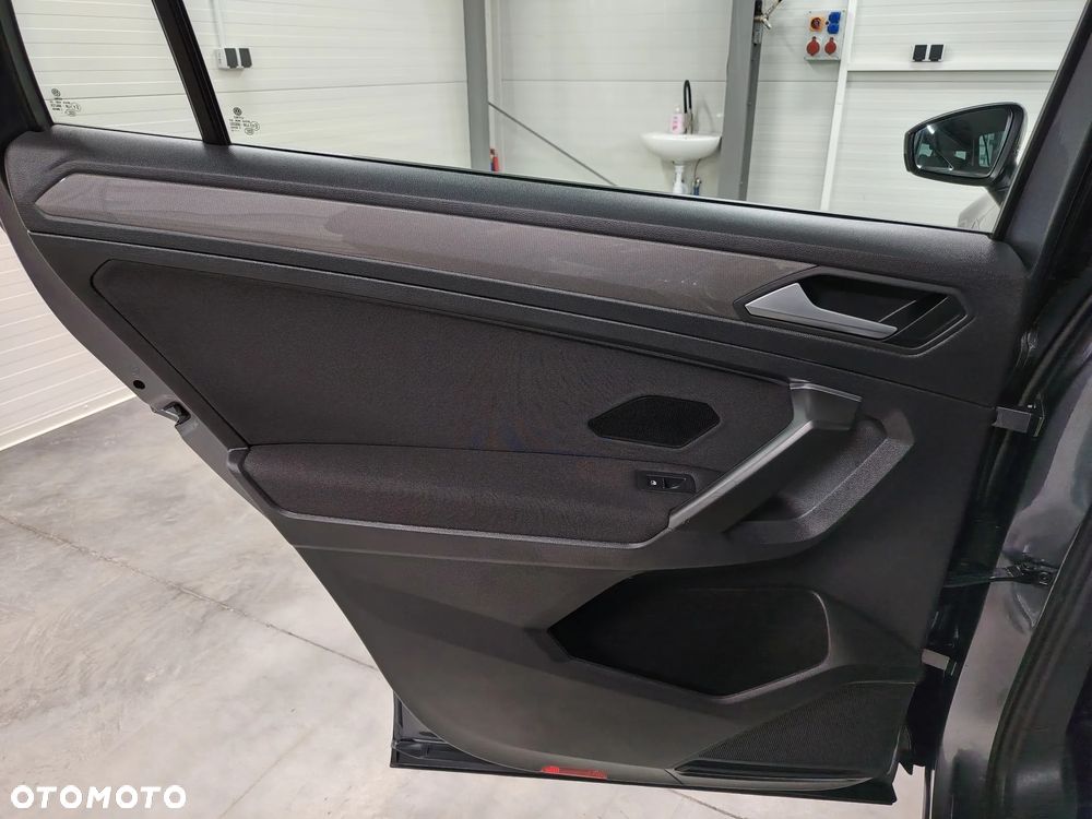 Volkswagen Tiguan Allspace 2.0 TDI SCR 4Motion DSG Elegance - 22