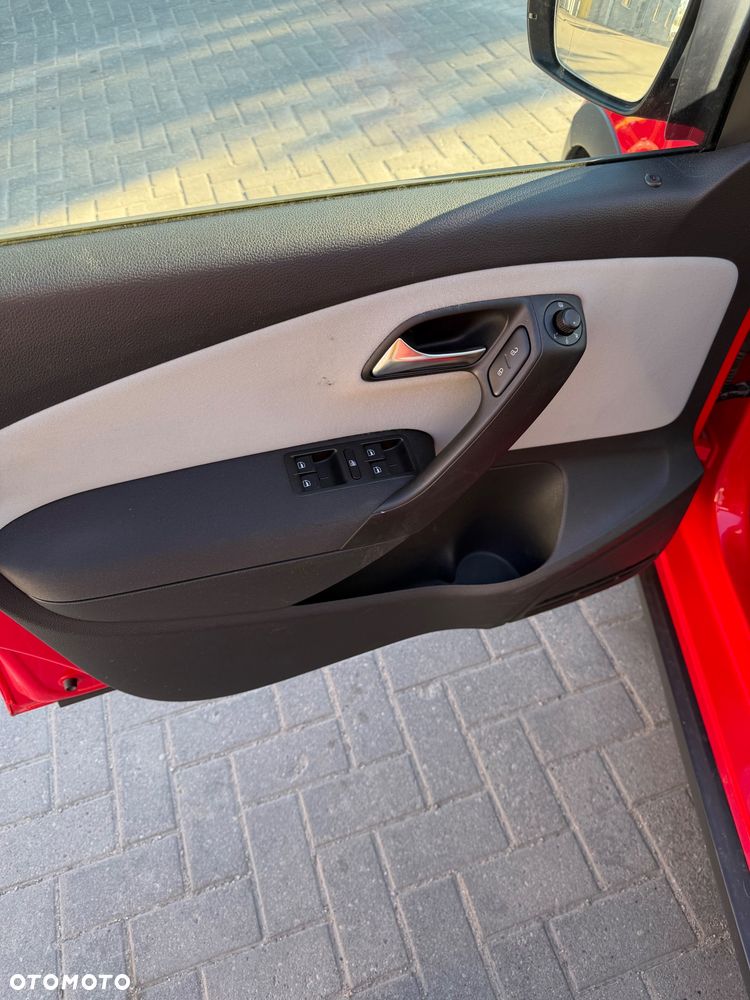 Volkswagen Polo Cross - 19