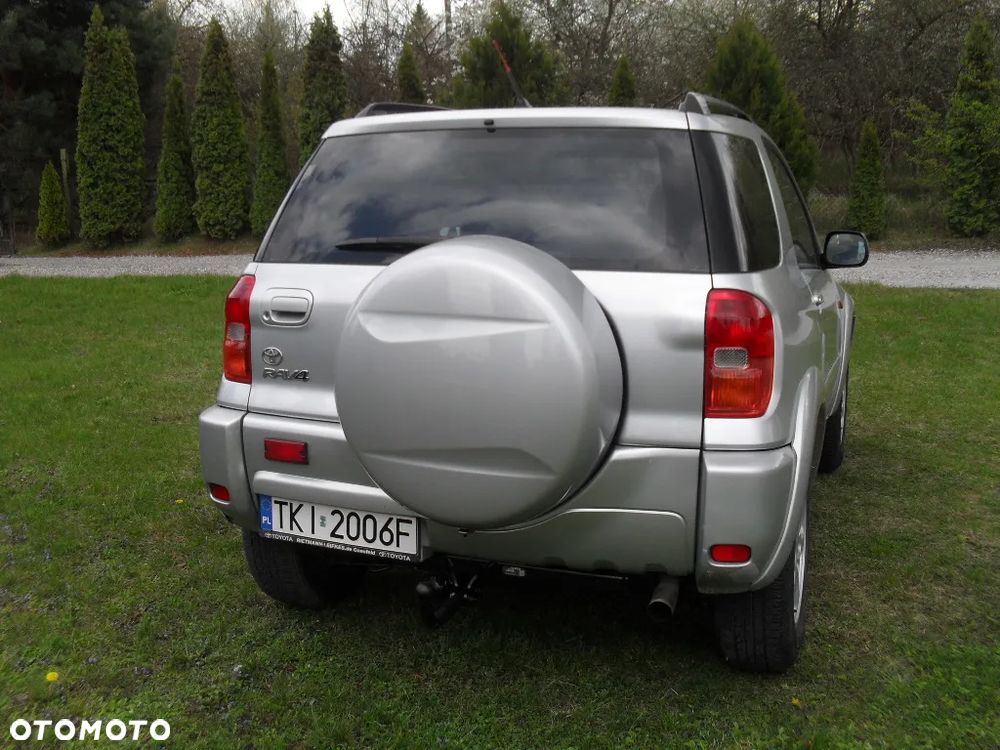 Toyota RAV4 2.0 VVT-i Sol - 17