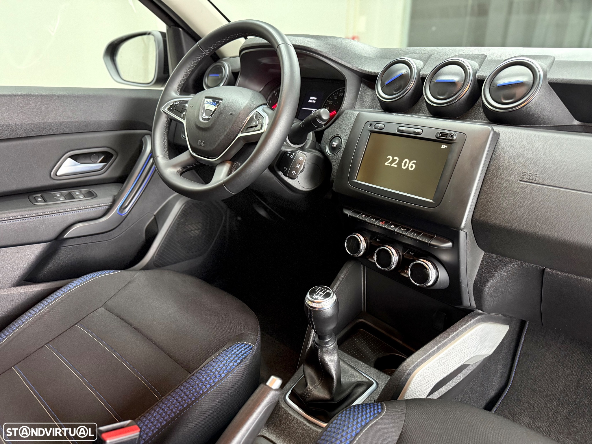 Dacia Duster 1.0 TCe Essential - 28