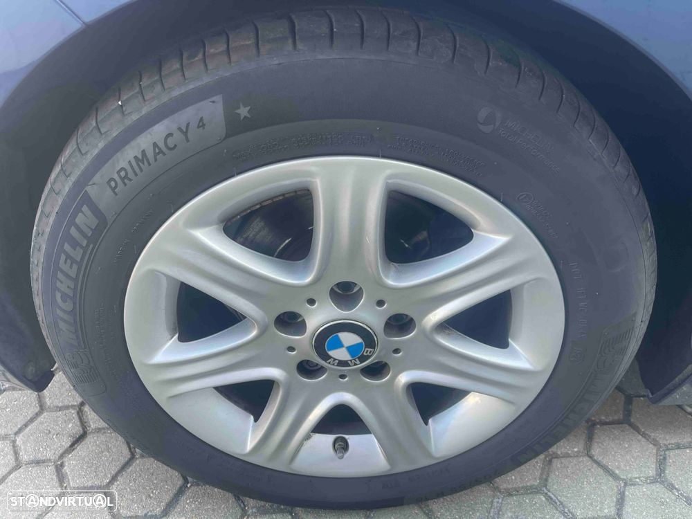 BMW 116 d EfficientDynamics - 11