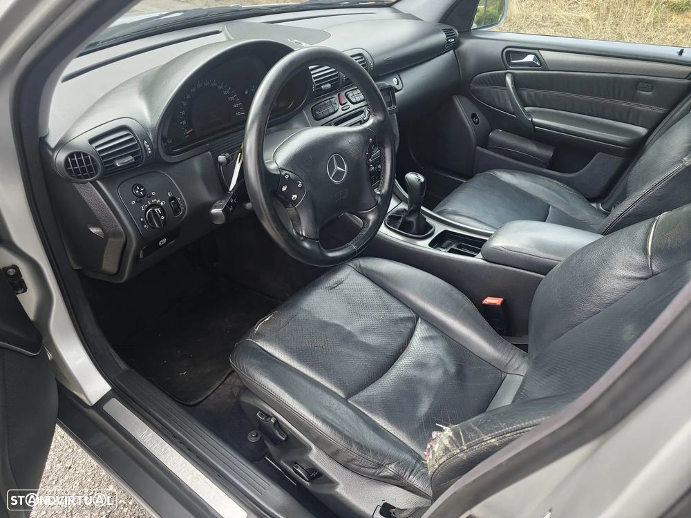 Mercedes-Benz C 220 T CDI Classic - 3