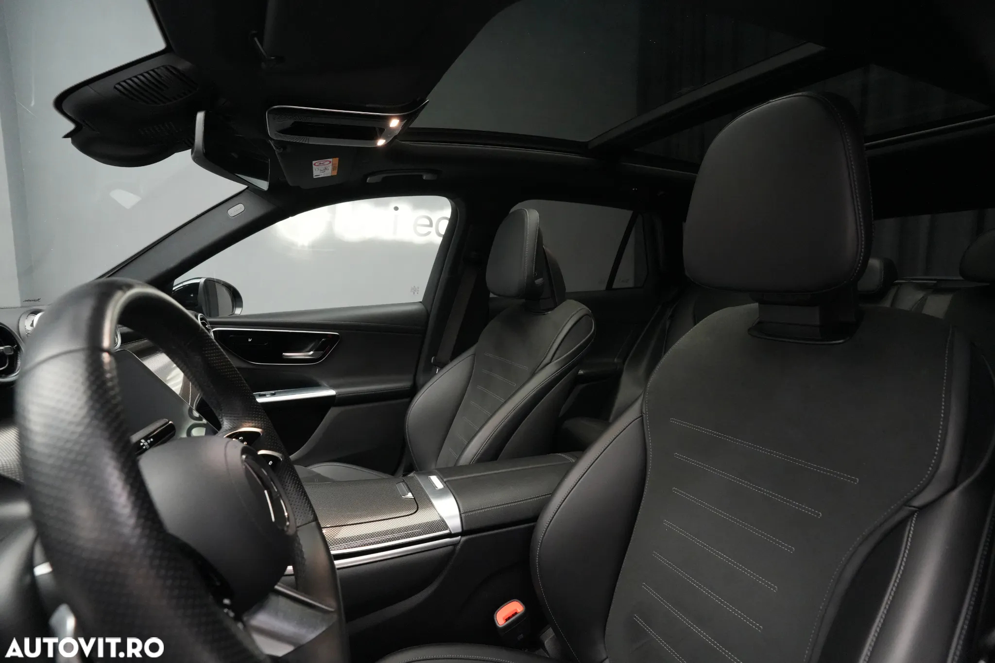 Mercedes-Benz GLC 300 d 4Matic 9G-TRONIC AMG Line Advanced - 8