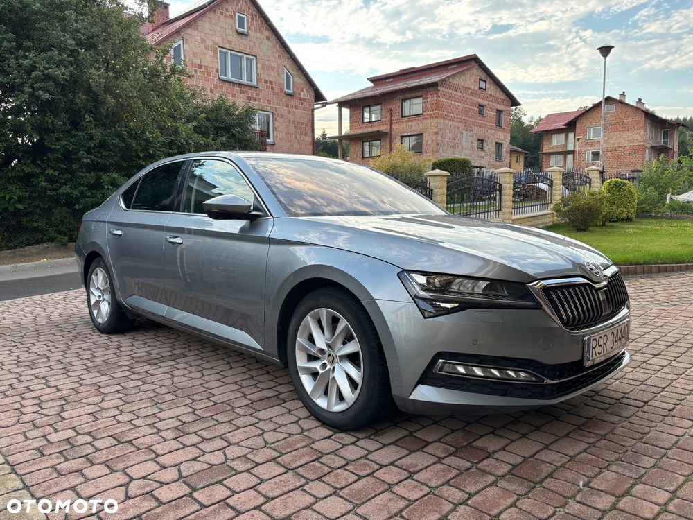 Skoda Superb 2.0 TDI SCR Style DSG - 3
