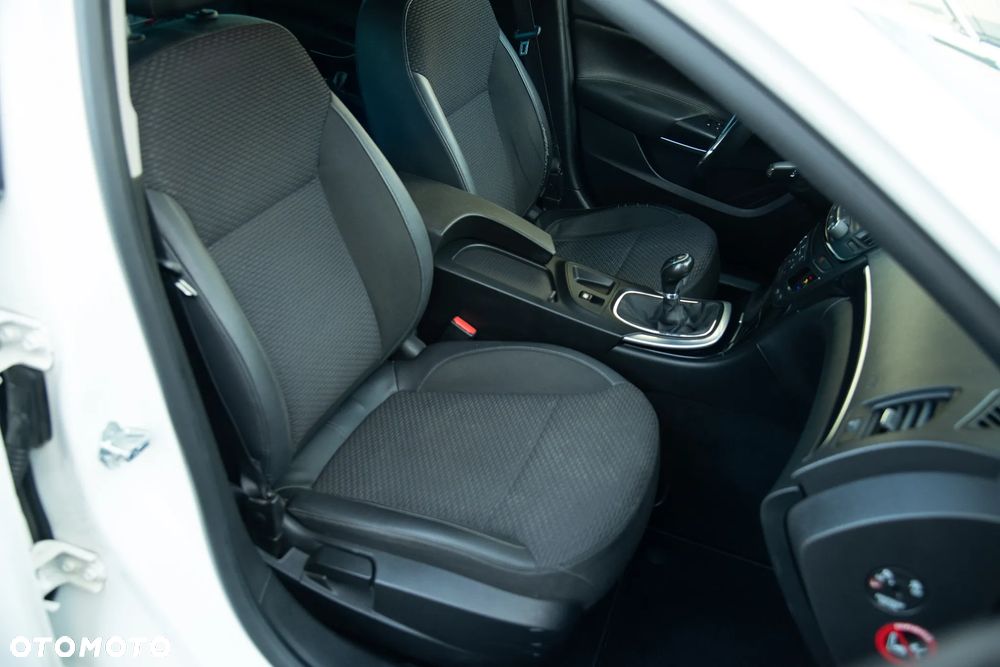 Opel Insignia 2.0 CDTI Cosmo ecoFLEX S&S - 37