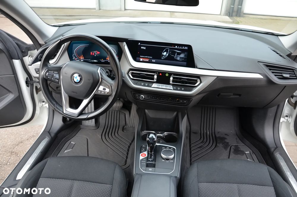 BMW Seria 2 218i Sport Line - 15