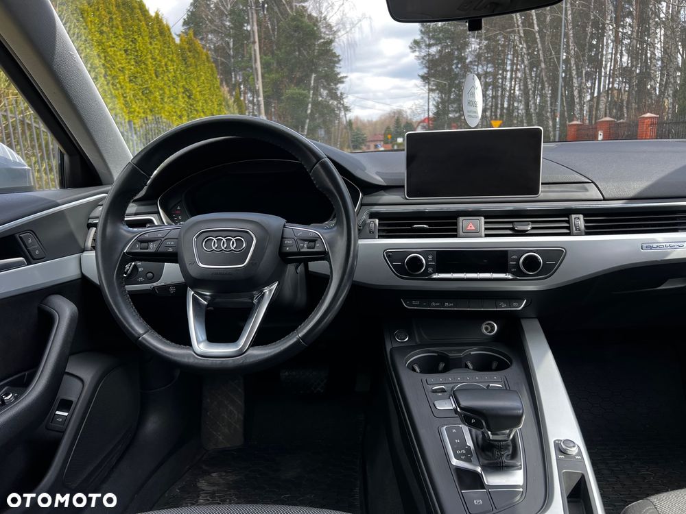 Audi A4 Allroad 2.0 TFSI S tronic - 5