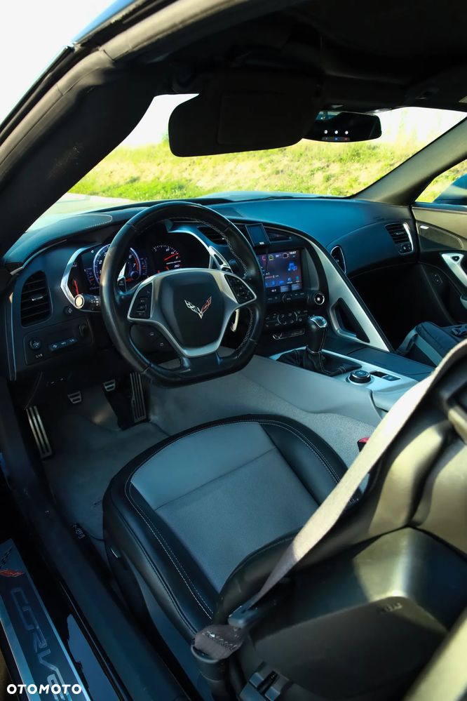Chevrolet Corvette Stingray LT1 6.2 V8 - 27