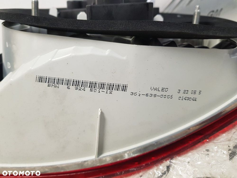 NOWA ORYGINALNA LAMPA LEWA TYLNA LEWY TYŁ BMW 1 e87 6924501 - 9