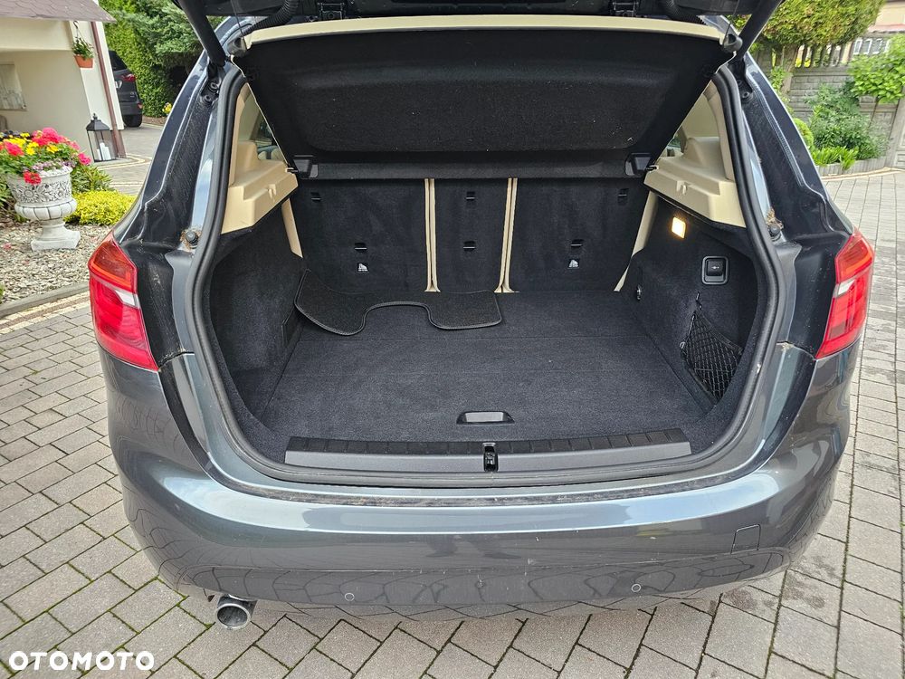 BMW Seria 2 216d Luxury Line - 12