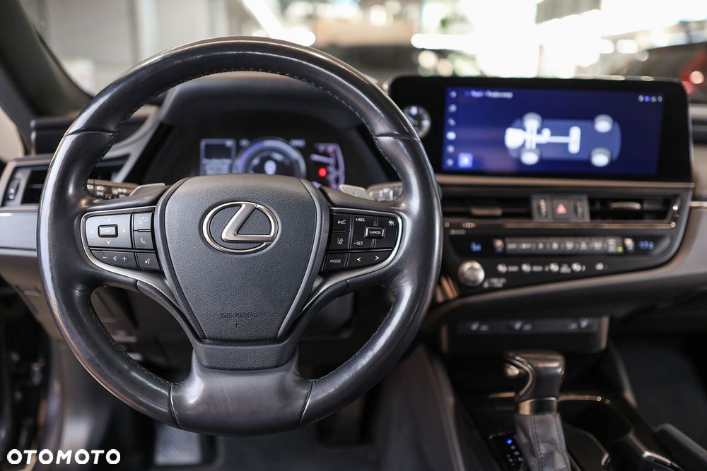 Lexus ES 300h Business Edition - 23
