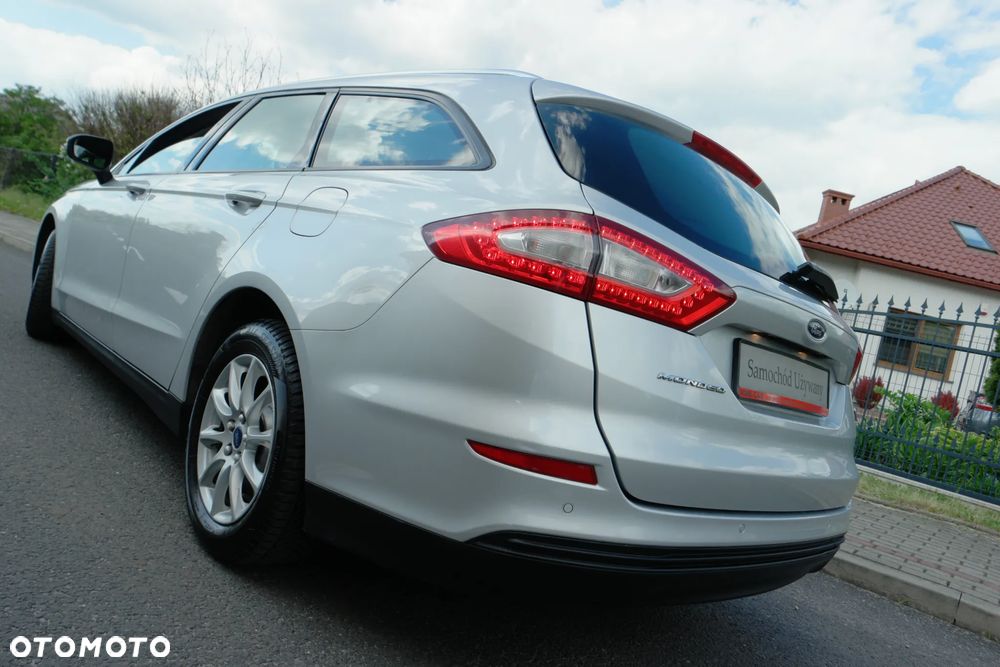 Ford Mondeo - 36