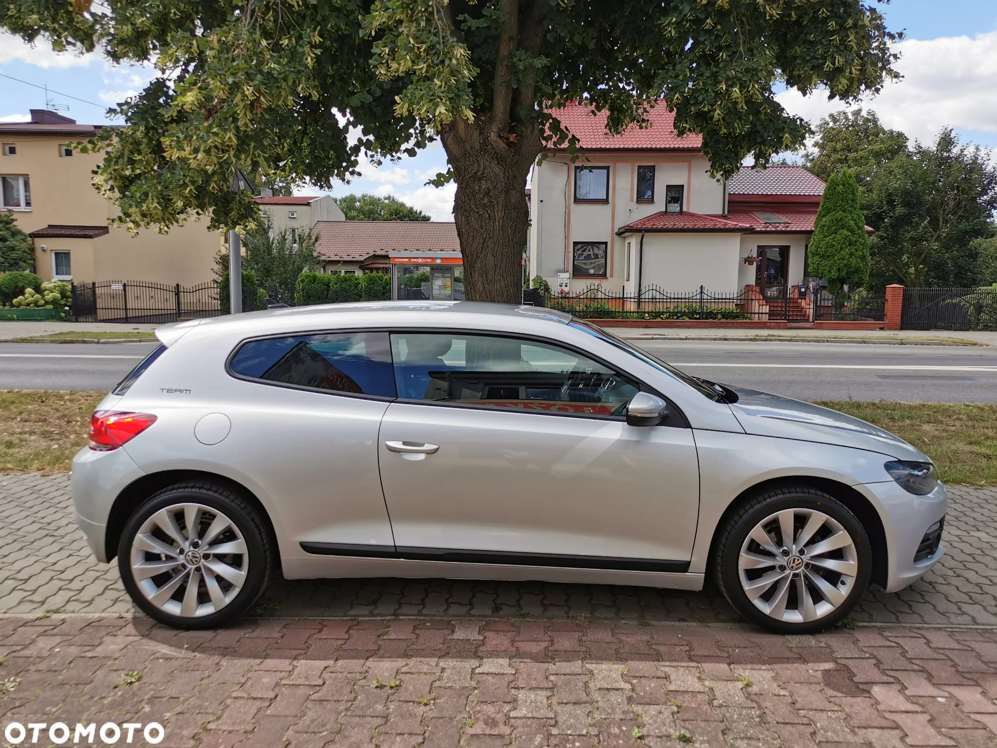 Volkswagen Scirocco 2.0 TDI Blue Motion Technologie Team - 2