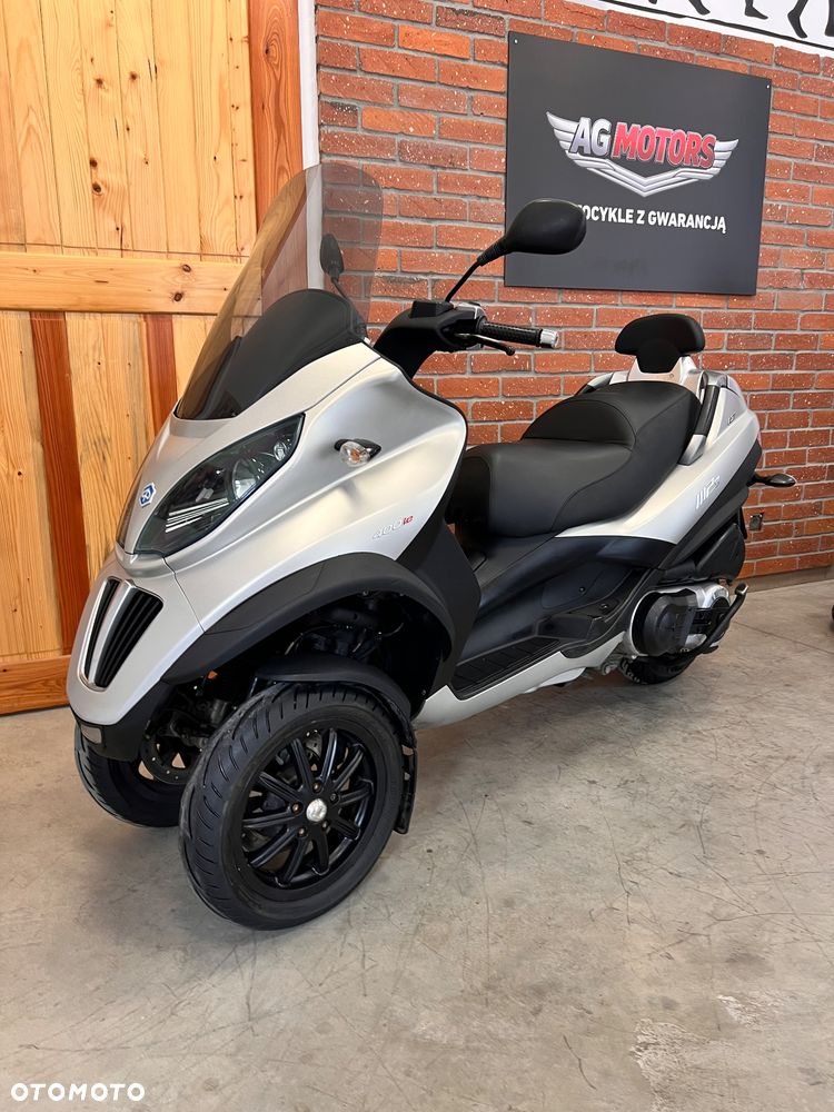 Piaggio MP-3 - 15