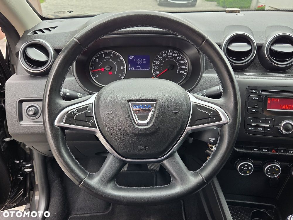 Dacia Duster 1.6 SCe Blackshadow S&S - 18