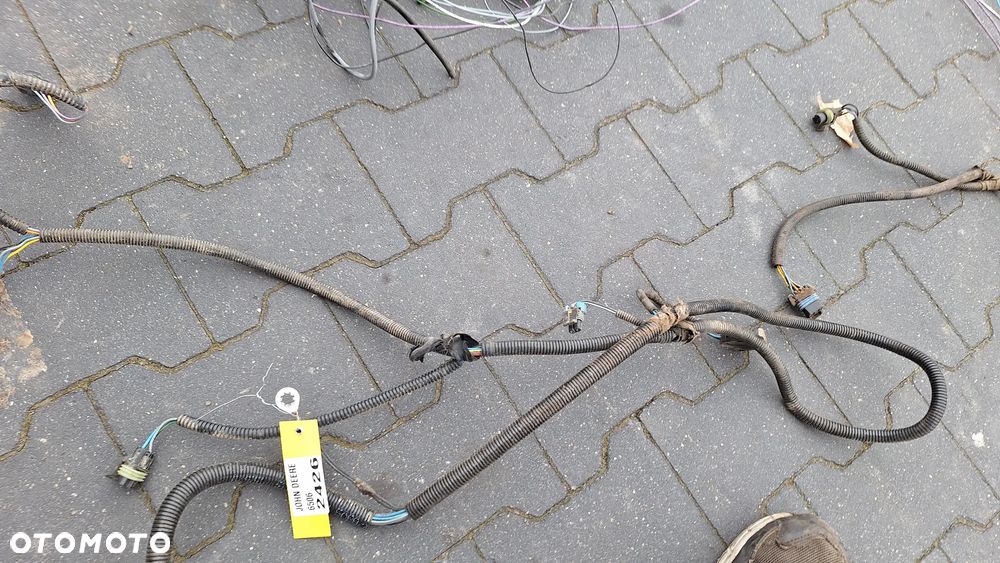 John Deere seria 6000, 6600 6400 6300 6506  instalacja elektryczna wiazka kabiny 6800 - 6