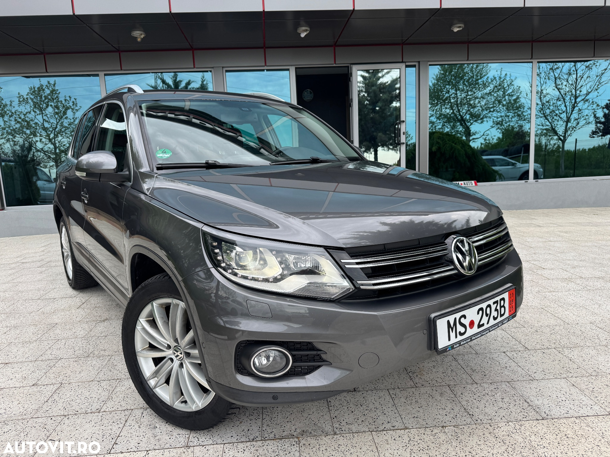 Volkswagen Tiguan 2.0 TDI 4Motion DSG BMT Sport & Style - 3