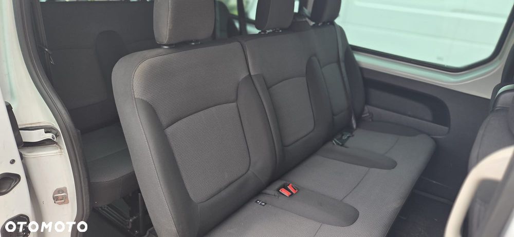 Renault Trafic 2.0 dCi Escapade - 11