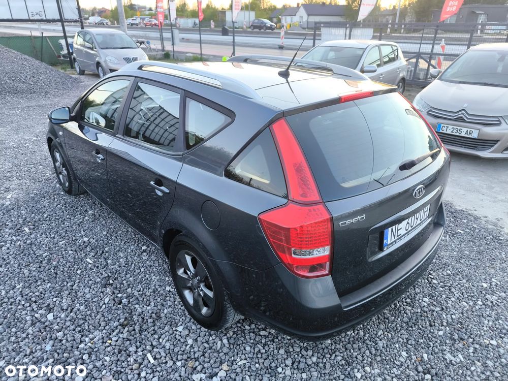 Kia Ceed 1.4 Comfort + - 13