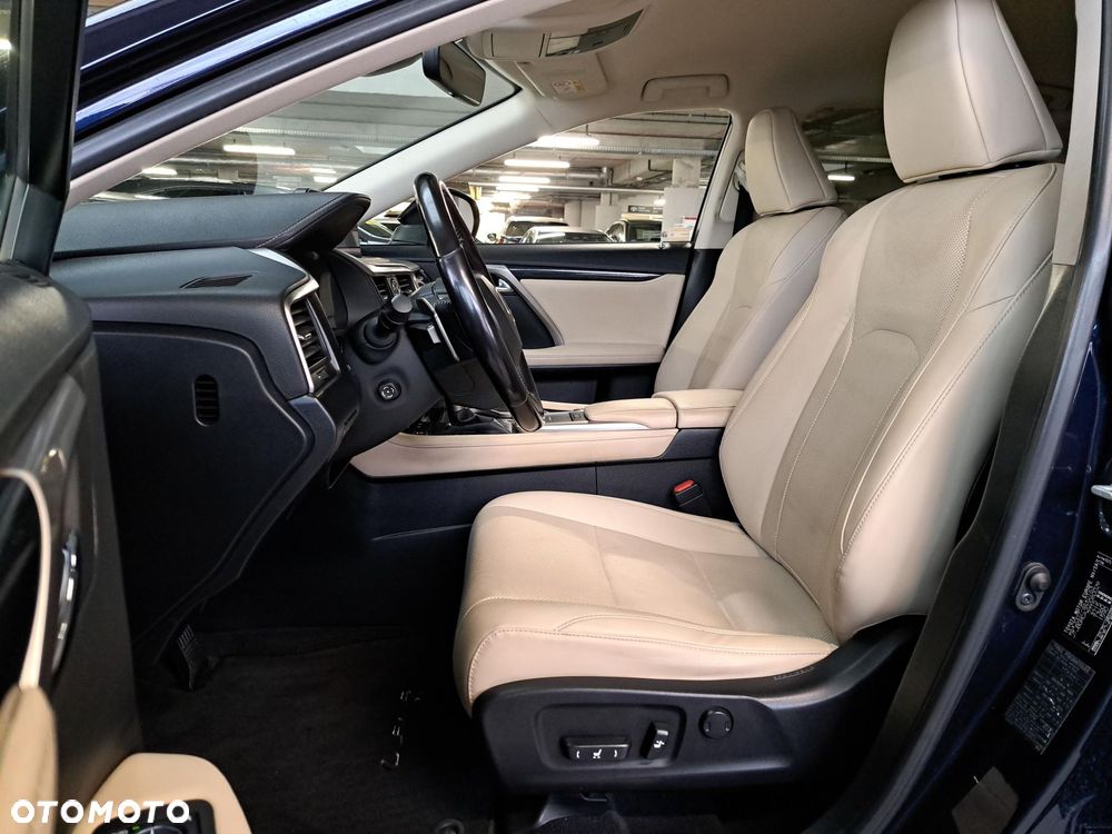 Lexus RX 450h Business Edition - 12