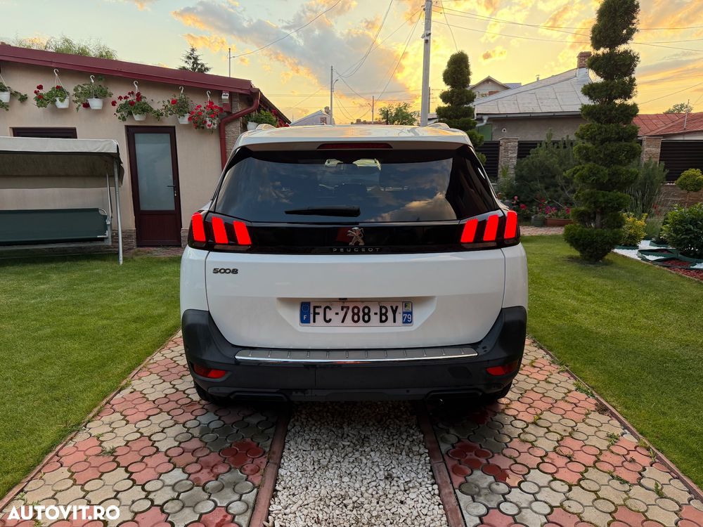 Peugeot 5008 - 16