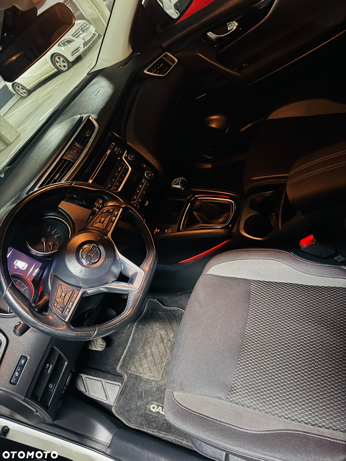 Nissan Qashqai - 11