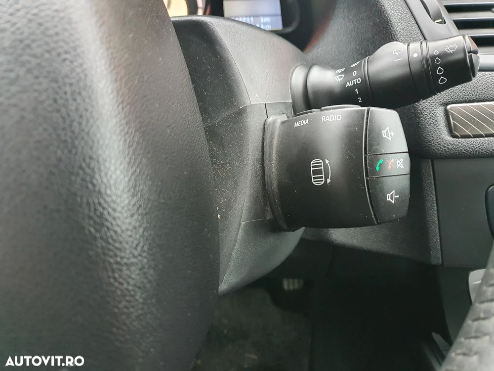 Renault Megane ENERGY dCi 110 Start & Stop Dynamique - 8