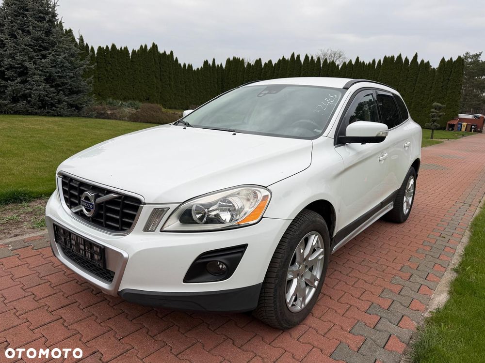 Volvo XC 60 D5 AWD Momentum - 17