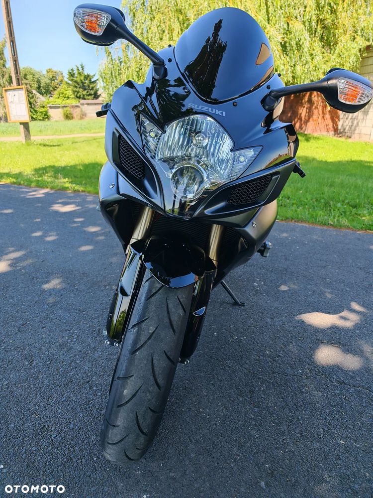 Suzuki GSX-R - 13