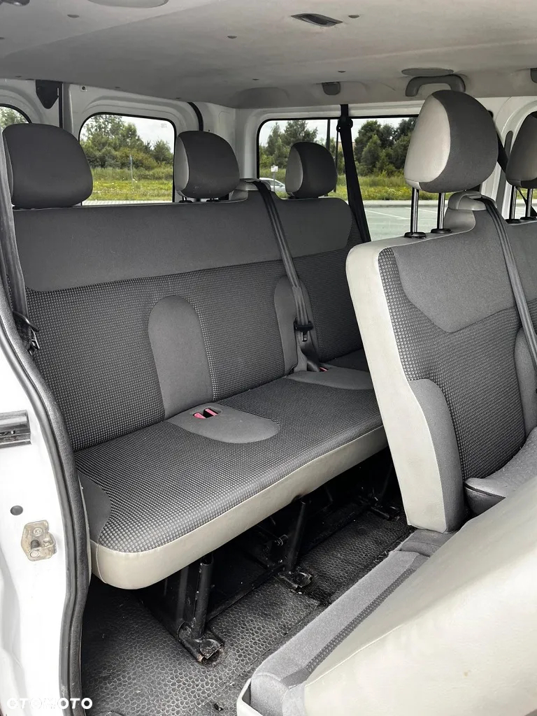 Opel Vivaro L2H1 2.9t - 11