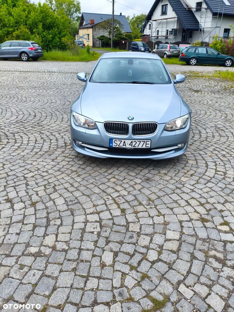 BMW Seria 3 330d xDrive - 4