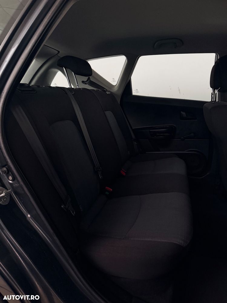 Kia Ceed 1.4 CVVT SW LX - 22