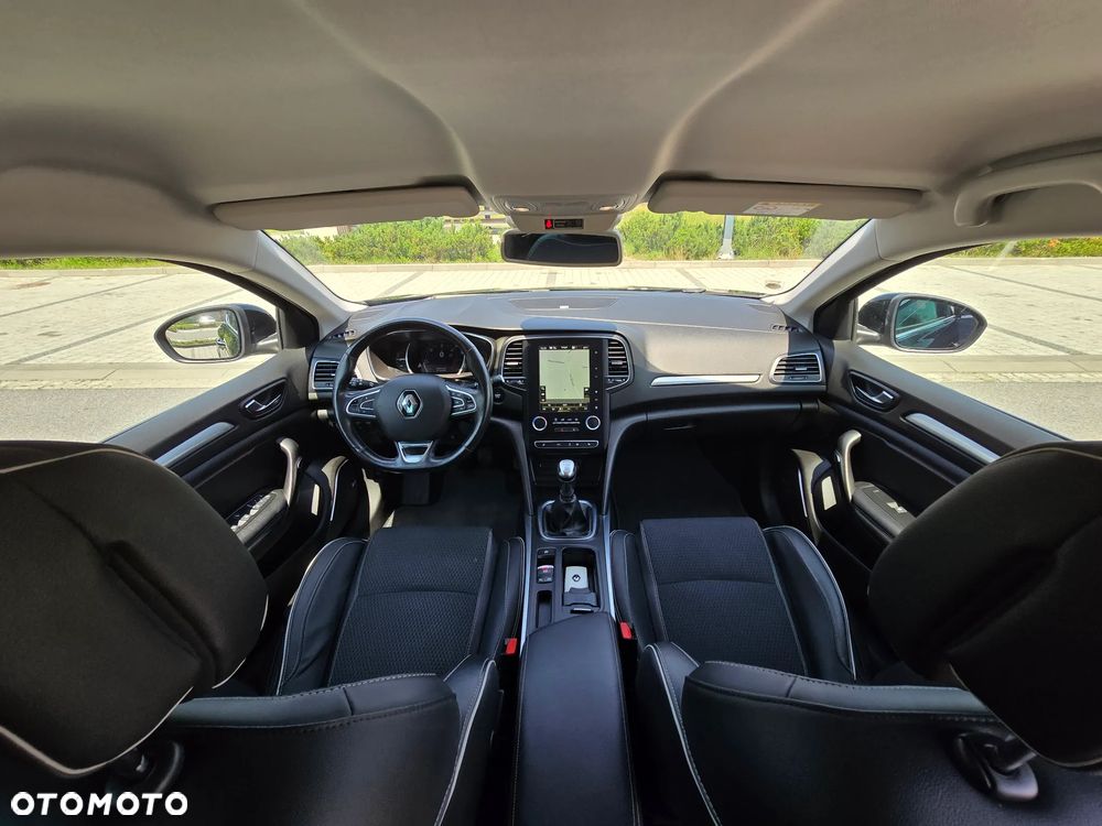 Renault Megane BLUE dCi 115 BOSE EDITION - 12