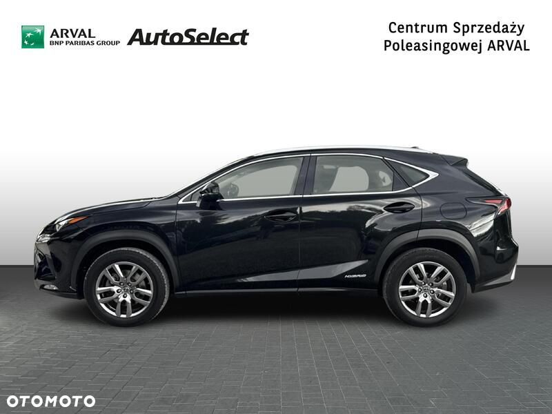 Lexus NX 300h Business Edition AWD - 2