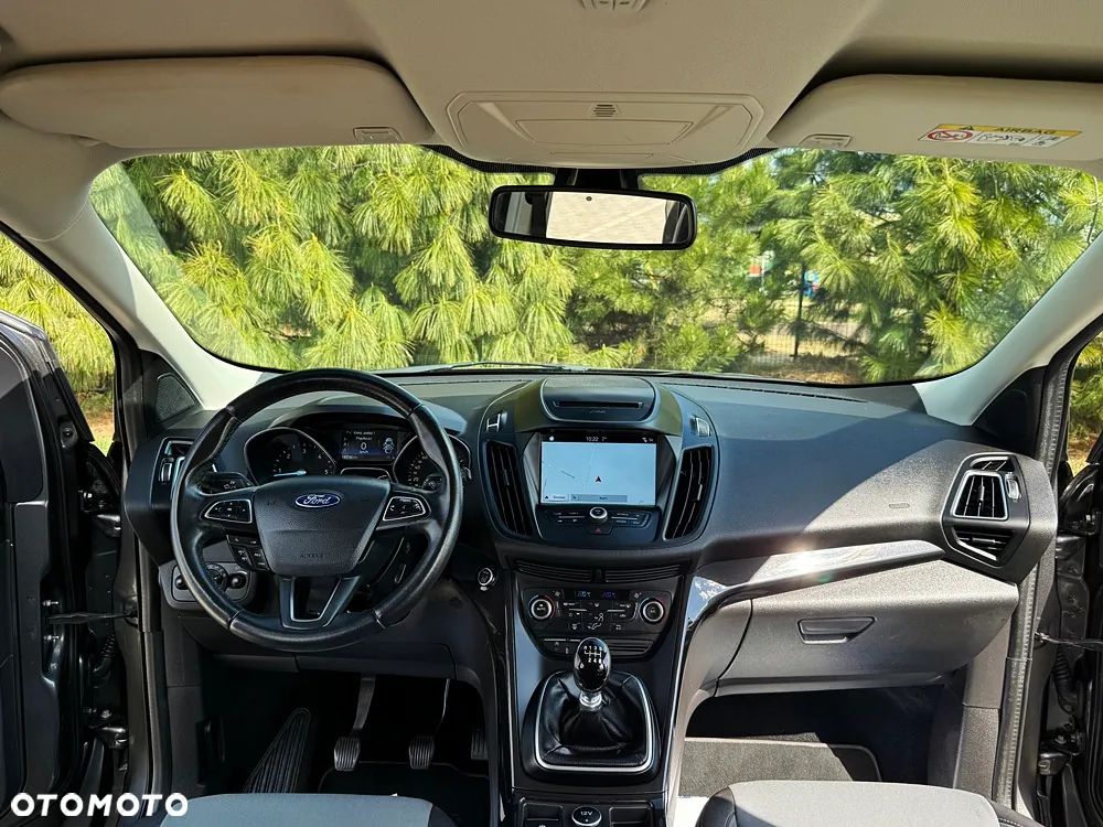 Ford Kuga 2.0 TDCi 4x4 SYNC - 38