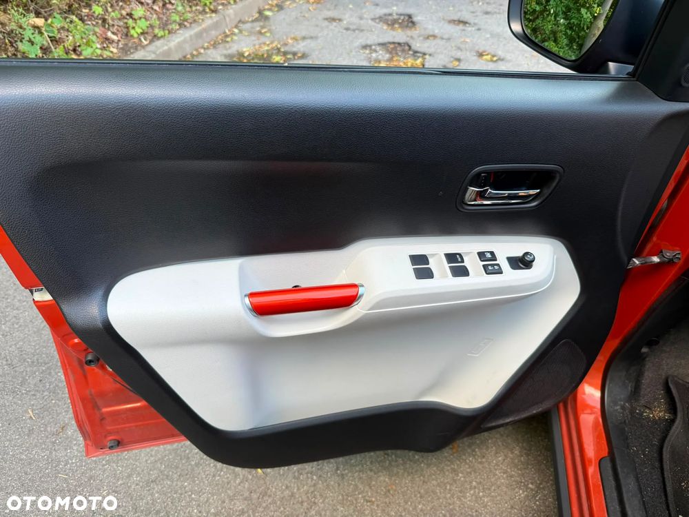 Suzuki Ignis 1.2 Premium - 17