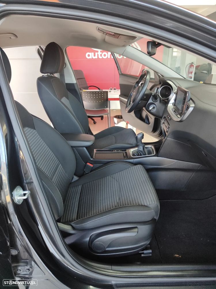 Kia XCeed 1.0 T-GDI Dynamic - 19