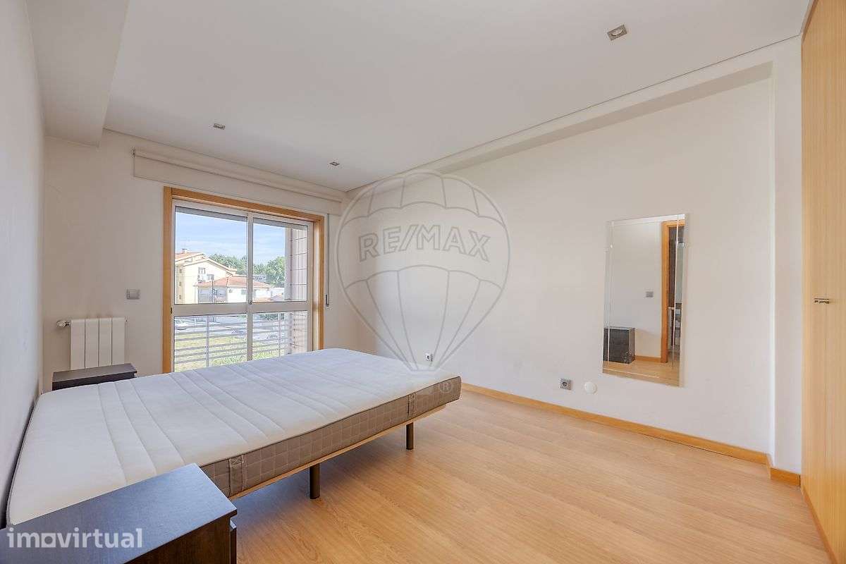 Apartamento T1 para venda - Grande imagem: 2/17
