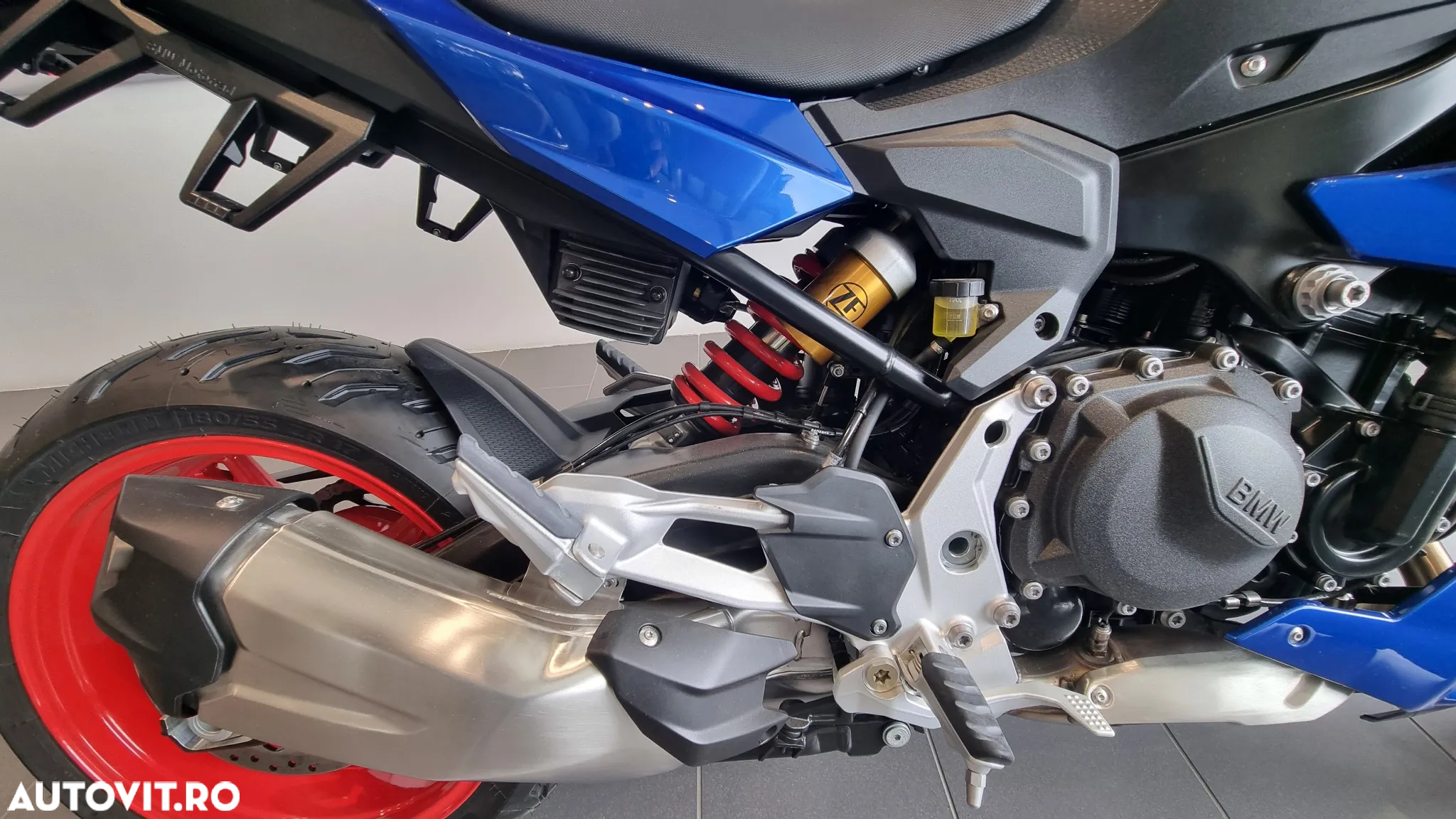 BMW F900XR - 19